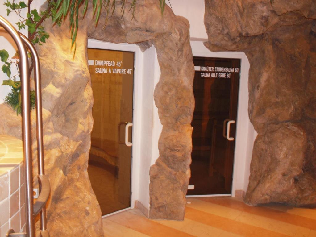 Sporthotel Rasen Rasun di Sotto Exterior photo